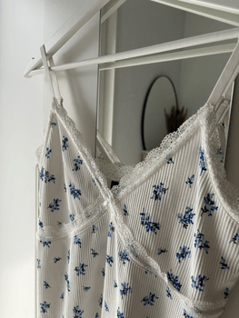 Floral lace-trim slip dress