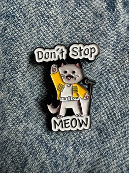 Cat pin badge