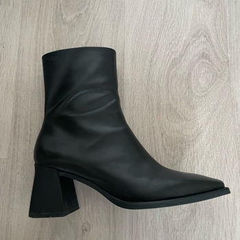 Vagabond boots