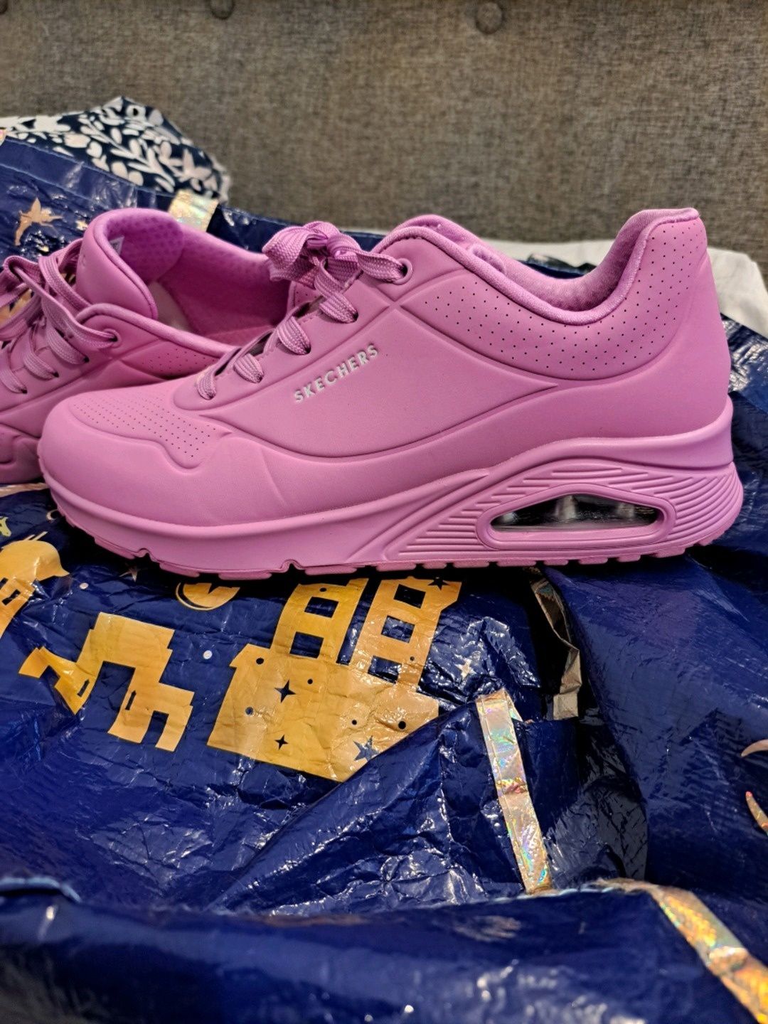 Skechers sneakers
