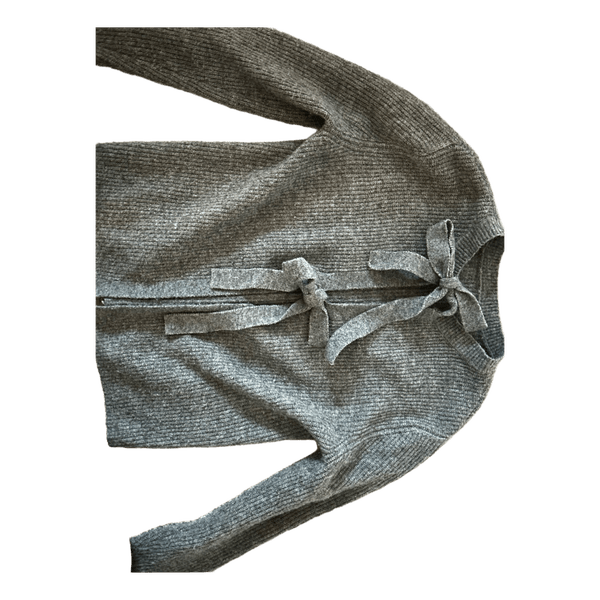 Grå strikket cardigan