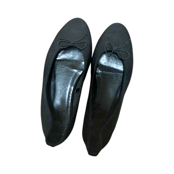 Mustat ballerinat