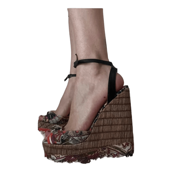 Patterned platform wedge heels sandals