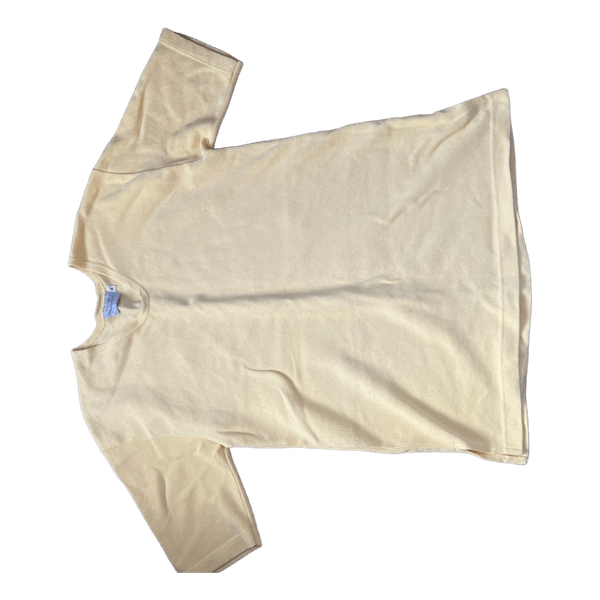 Yellow short sleeve t-shirt
