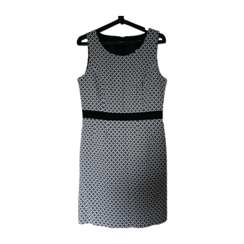 Seppala woman dress
