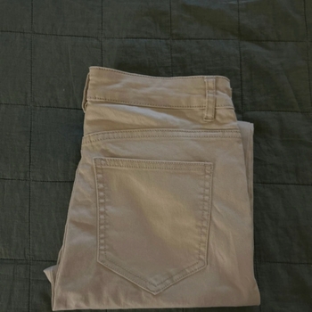 H&M Beige Straight Leg Jeans / Size 38