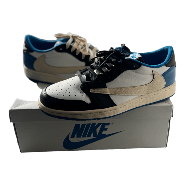 Nike Travis Scott’s x fragment
