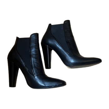 Tara jarmon heels