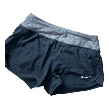 Nike juoksushortsit