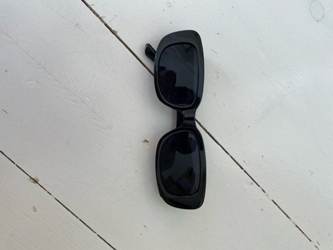 Black sunglasses