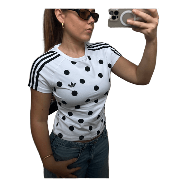 Adidas t-shirt med prikker