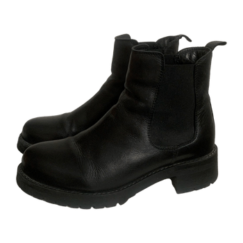 Bianco. boots