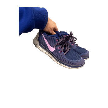 Nike sports shoes