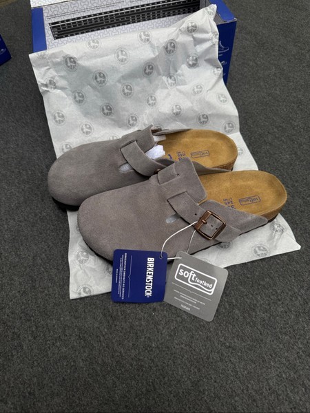 Birkenstock Boston suede clogs
