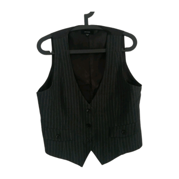 Share clothing