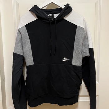 Miesten musta harmaa Nike huppari