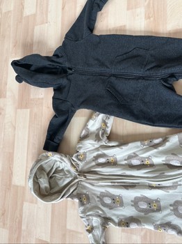 Baby hooded onesie set