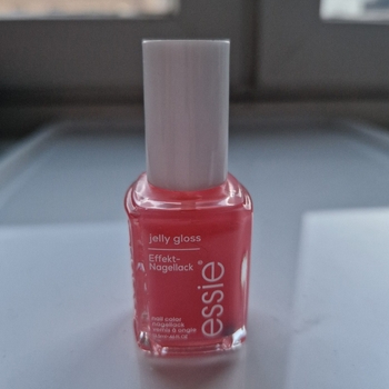 Essien "Slushy Sun" -kynsilakka