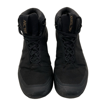Arc'teryx sports shoes