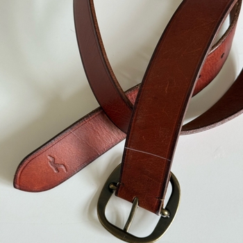 Hollister brown belt