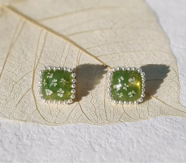 Real Flower Jewelry | Handmad Earrings with Preserved Botanicals