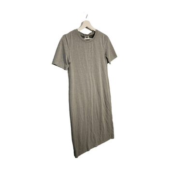 Weekday dress