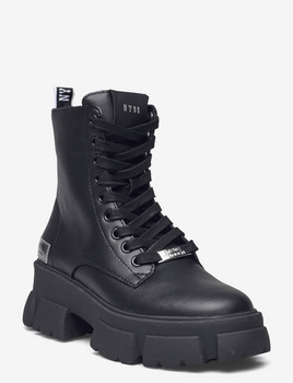 Tanker bootie