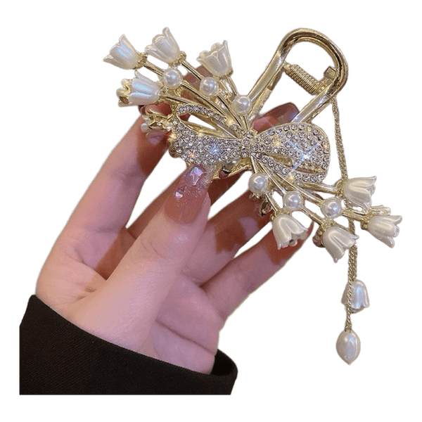Floral claw hair clip