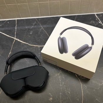 AirPods Max midnight