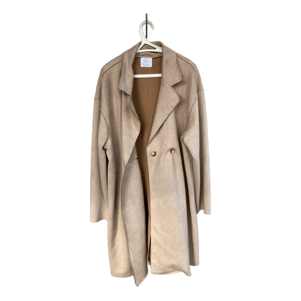 beige pitkä takki