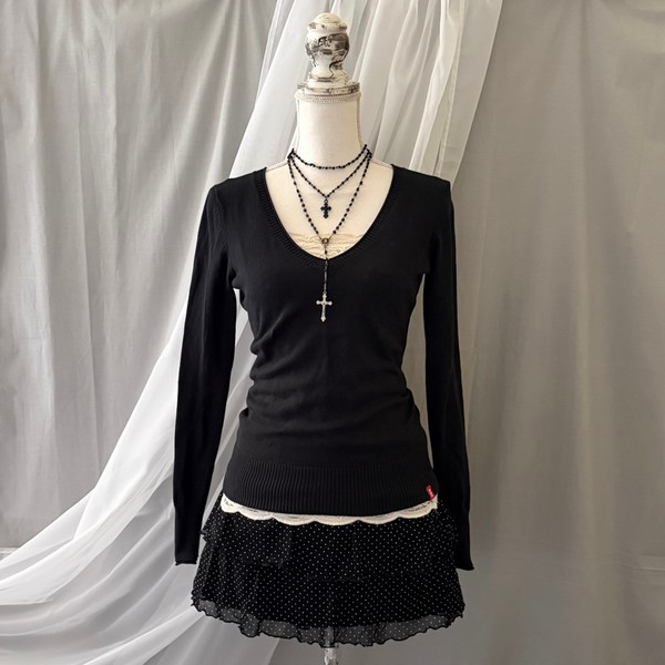 Black v-neck knit jumper