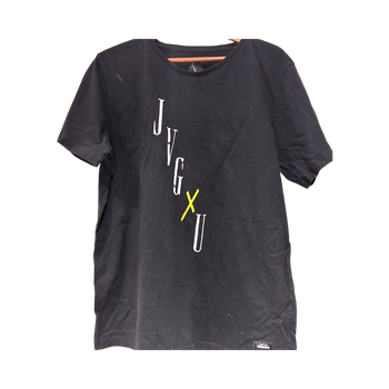 Black graphic t-shirt. size XL