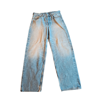 Light blue loose jeans
