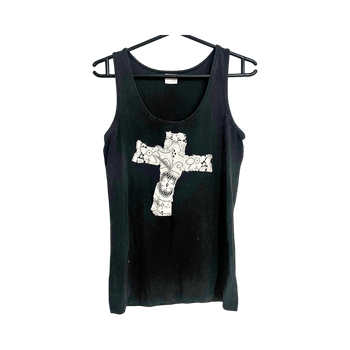 Musta pitsiristi toppi