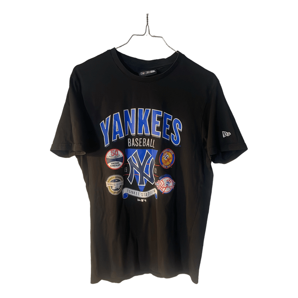 Sort New Era Yankees t-shirt