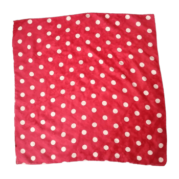 Punainen pilkullinen huivi