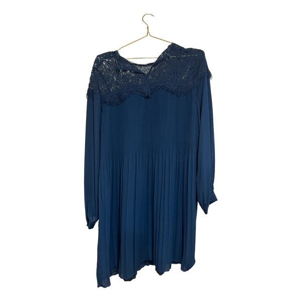 Blue pleated lace dress