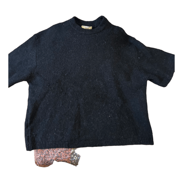 Sort strikket sweater