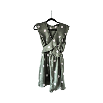 Vihreä lyhyt haalari