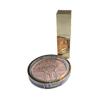 Catrice highlighter ja huulipuna C01