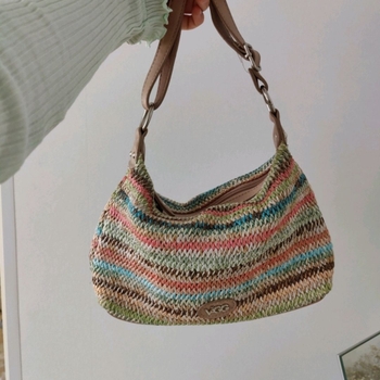 Vägg bag