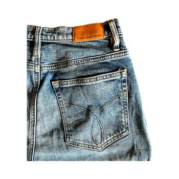 Calvin Klein straight high rise farkut