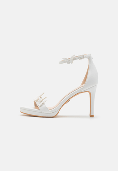 High heel sandals