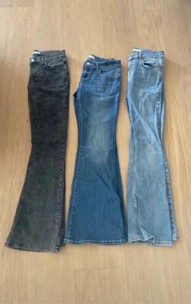 Low waist bootcut jeans