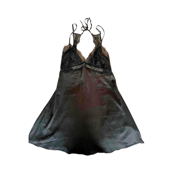 Musta satiininen yömekko