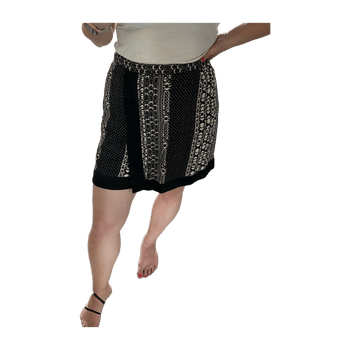 Seppala woman dress