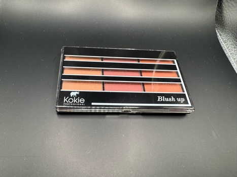 Kokie blush up poskipunapaletti