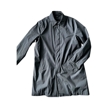 Massimo Dutti musta trenssitakki M