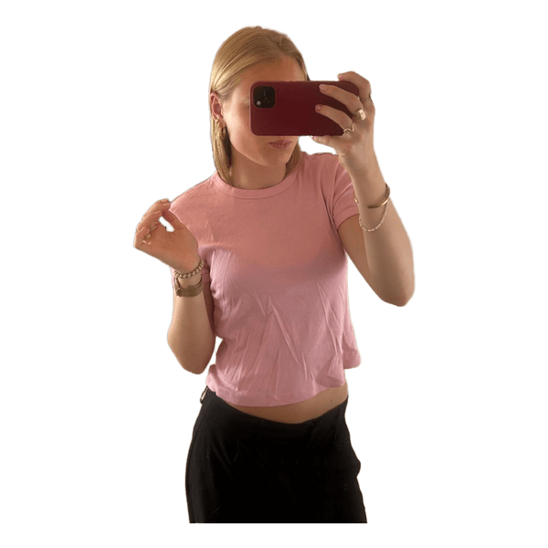 Lyserød t-shirt
