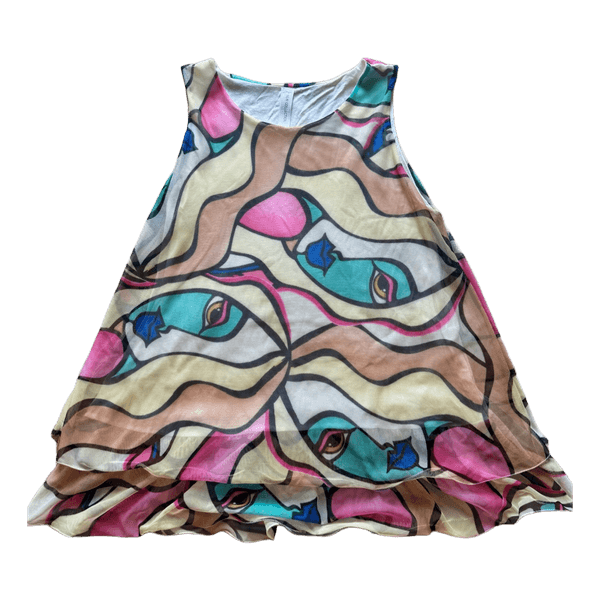 Abstract mesh top